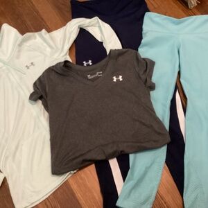 Under Armour lot of 4 pcs ladies s/XS